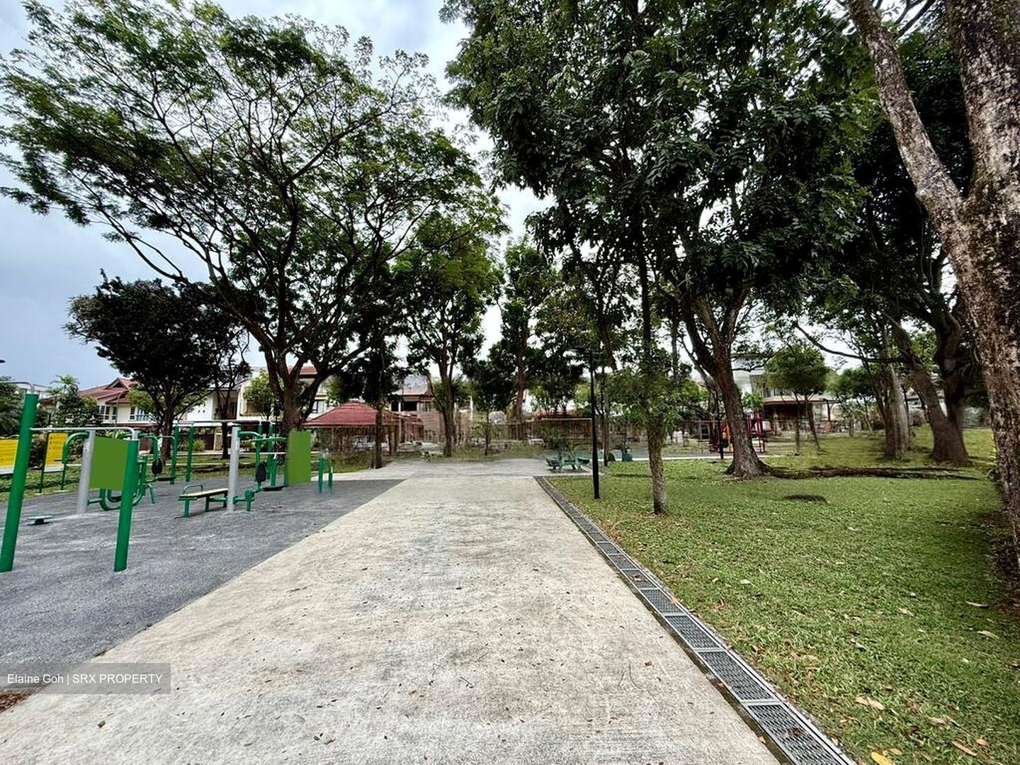 Mount Sinai Lane (D10), Detached #450121301
